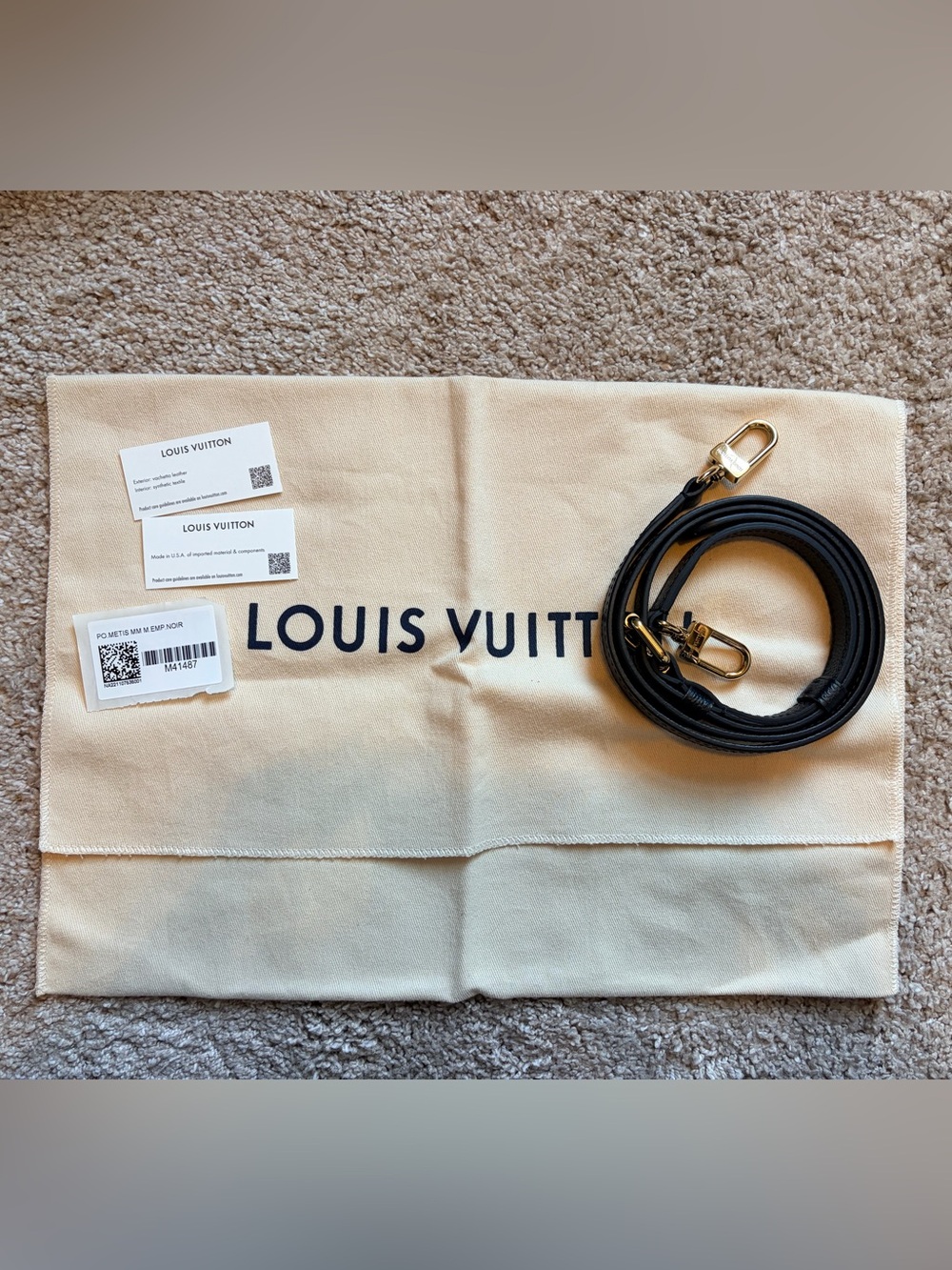 Louis Vuitton Black Monogram Empreinte Pochette Metis - Picture 10 of 10